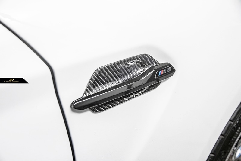 BMW F87 M2 - Performance Carbon Side Fender Trim 02